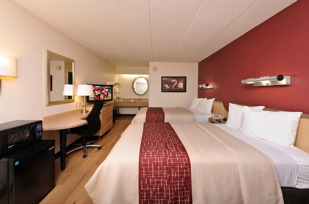 Red Roof Inn Detroit - Уоррен Экстерьер фото